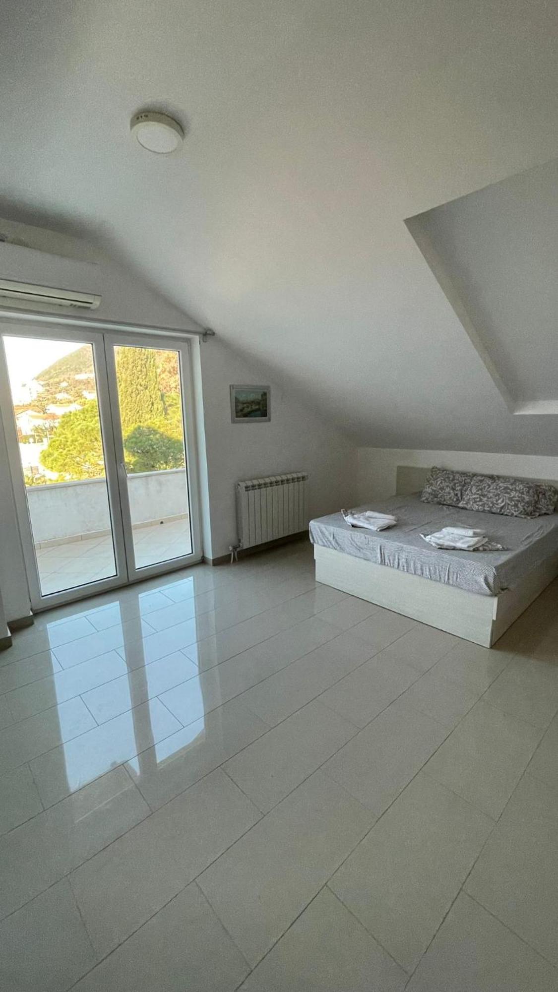 Apartments Villa Danilovic Herceg Novi Exterior photo