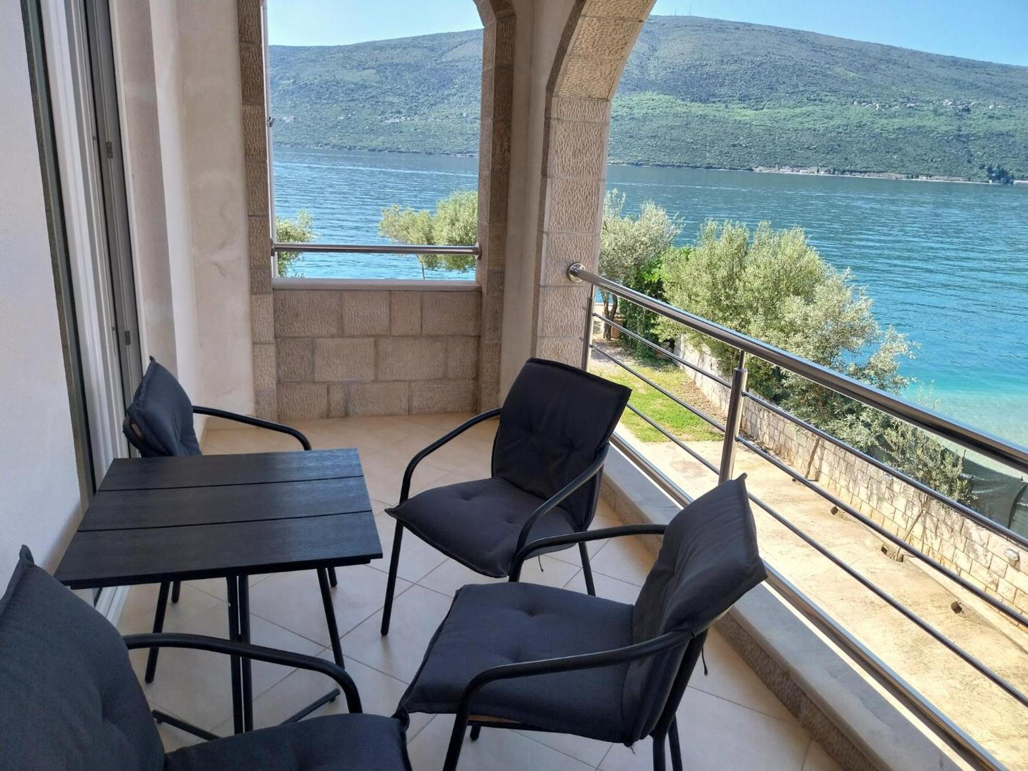 Apartments Villa Danilovic Herceg Novi Exterior photo