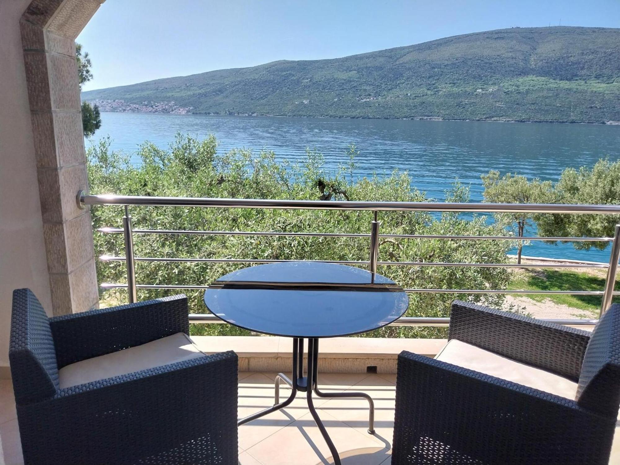 Apartments Villa Danilovic Herceg Novi Exterior photo