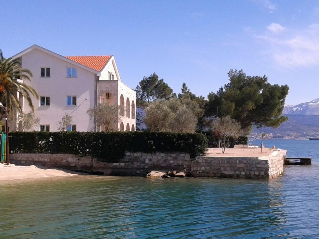 Apartments Villa Danilovic Herceg Novi Exterior photo